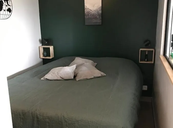 Appartement Terrasse De 348 *